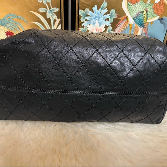 Authentic Chanel Coco Cabas tote bag - Picture 5 of 16